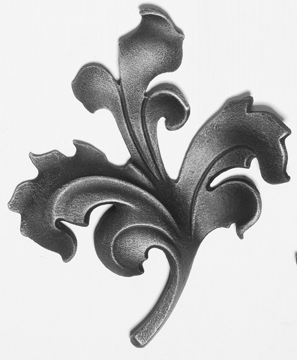 feuille décorative 35mm ; hauteur 130x120mm ; droite