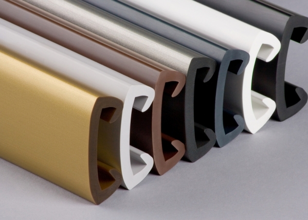 Main courante en plastique pour 40 x 8mm, noir